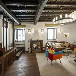 Apartment Antica Dimora La Campanella, Rome