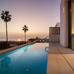 200m-new-villa-d-with-private-heated-pool-and-amazing.in-canary-islands.com/