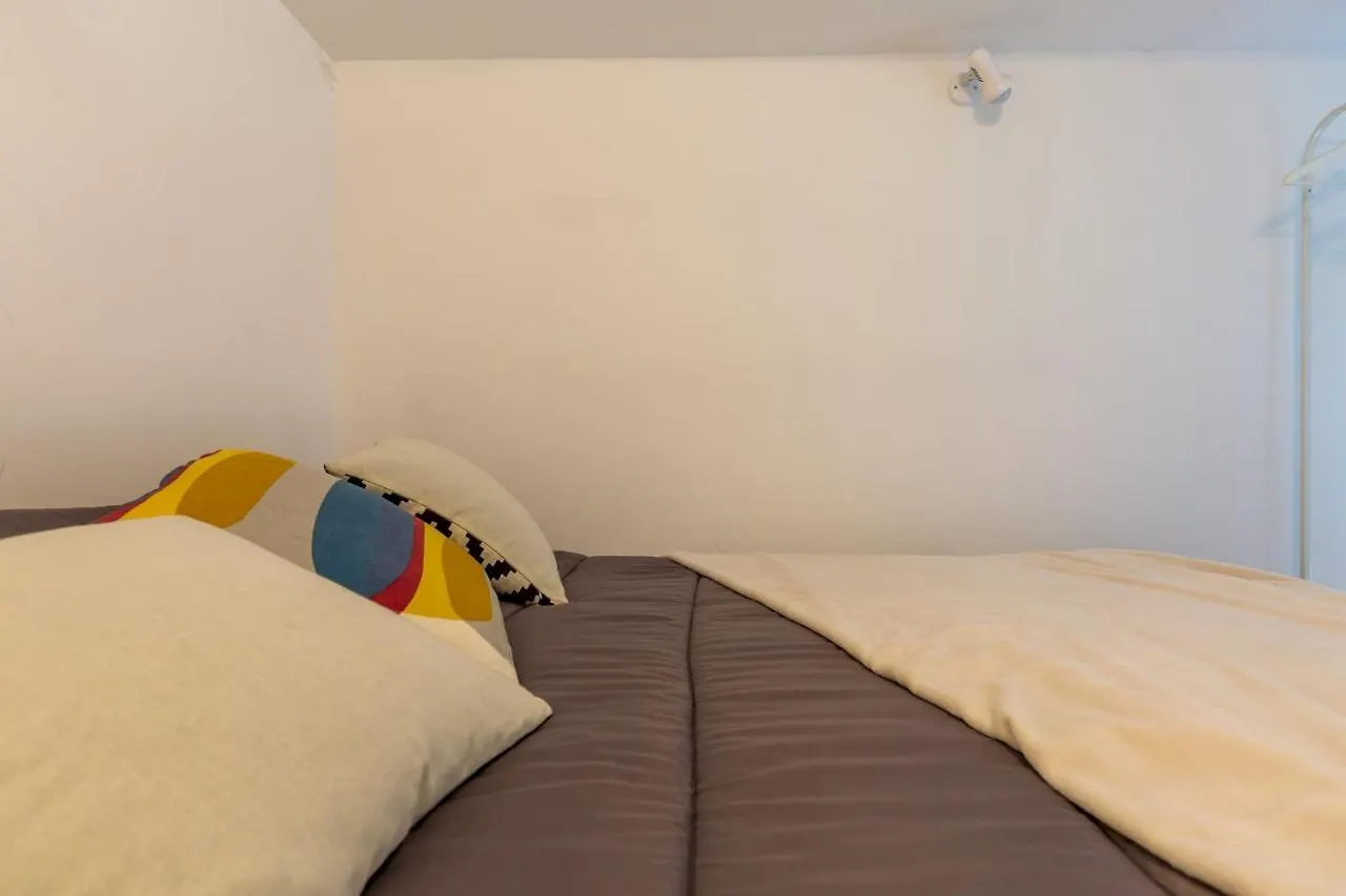 Assisi Style Flat Trastevere Rome Apartment