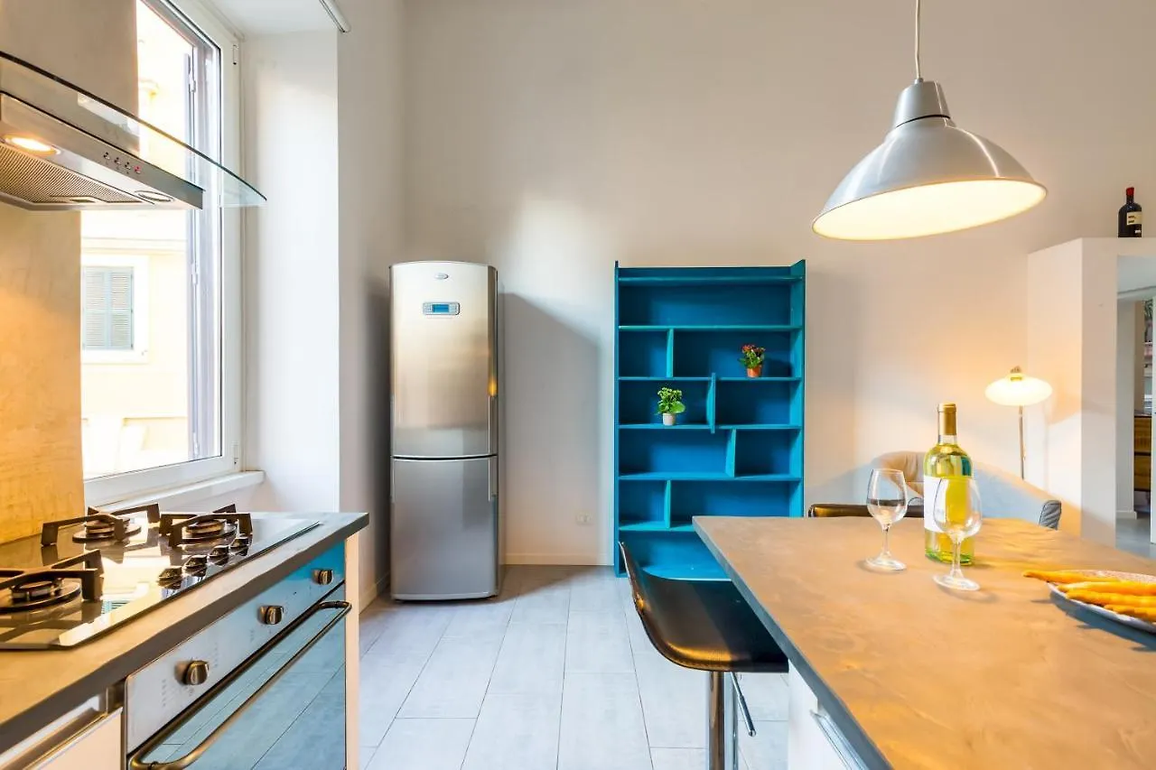 Assisi Style Flat Trastevere Rome